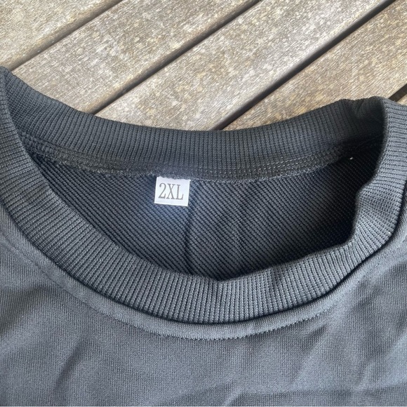 NWT - Stranger Things Sweater 2XL - Black - 100% polyester - Men/Women - Picture 9 of 11